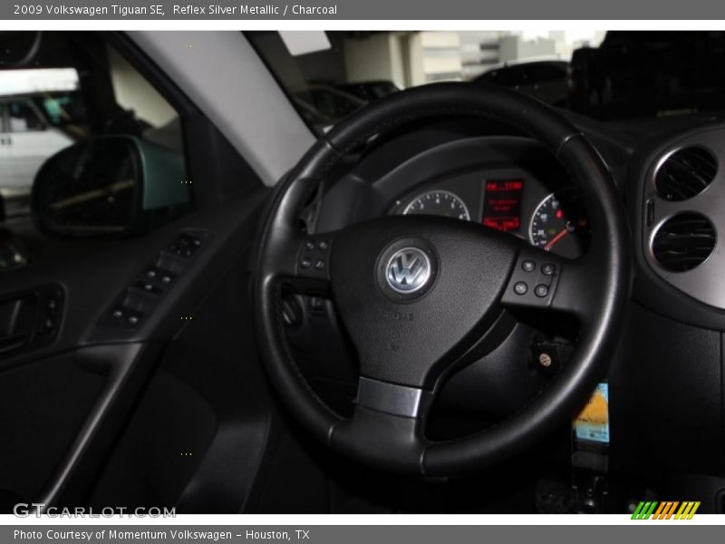 Reflex Silver Metallic / Charcoal 2009 Volkswagen Tiguan SE