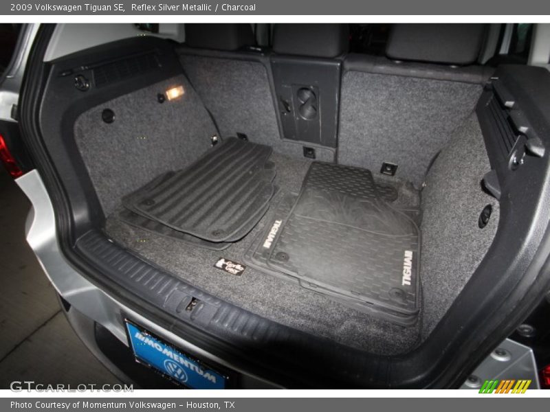 Reflex Silver Metallic / Charcoal 2009 Volkswagen Tiguan SE