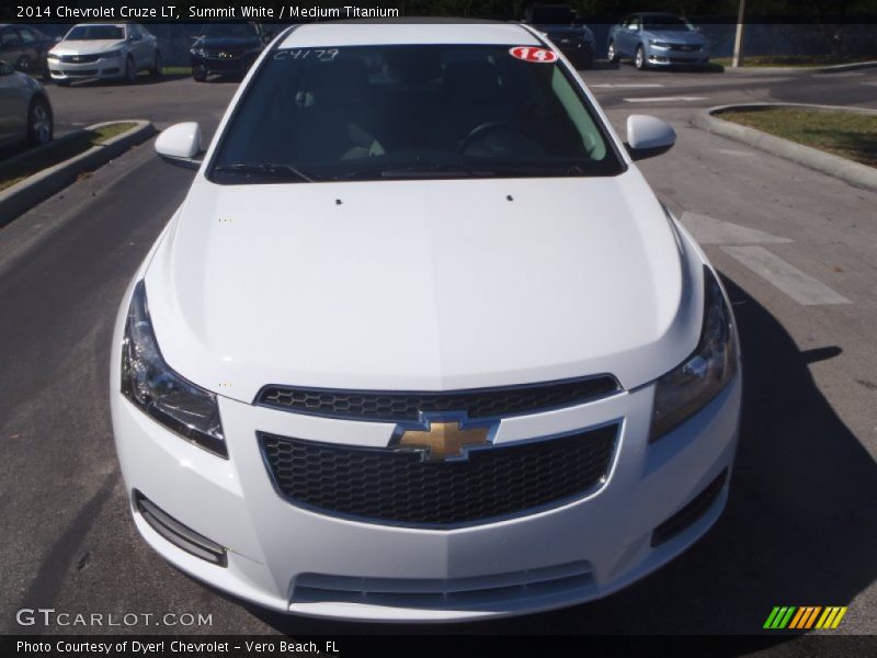 Summit White / Medium Titanium 2014 Chevrolet Cruze LT