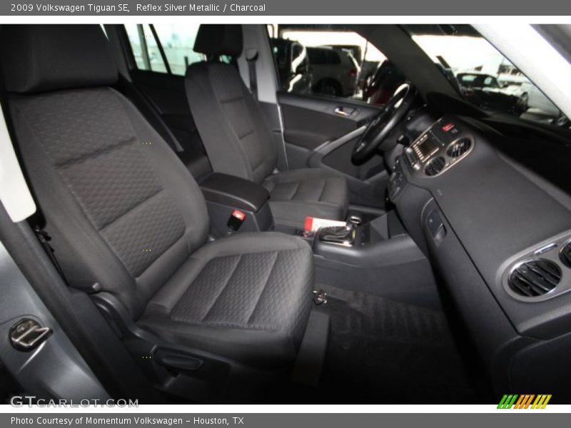 Reflex Silver Metallic / Charcoal 2009 Volkswagen Tiguan SE