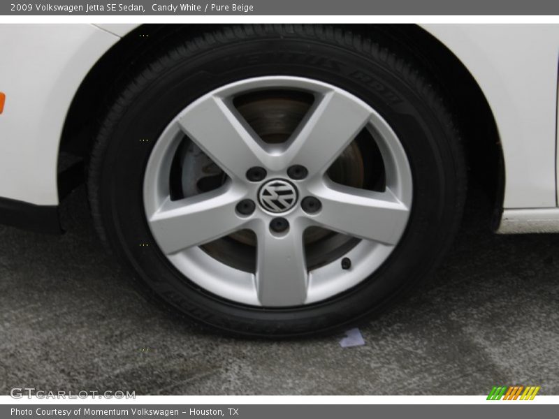 Candy White / Pure Beige 2009 Volkswagen Jetta SE Sedan