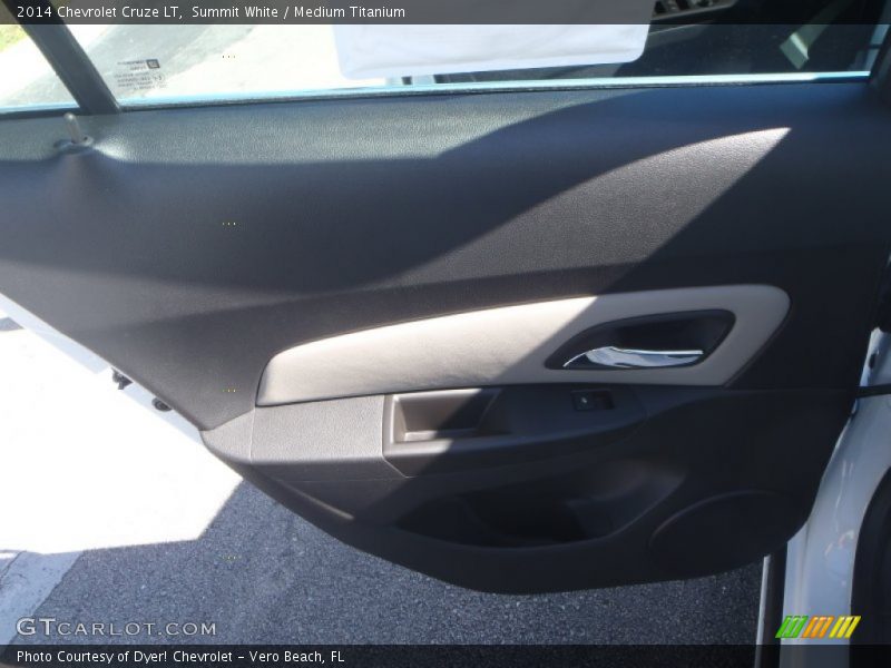 Summit White / Medium Titanium 2014 Chevrolet Cruze LT