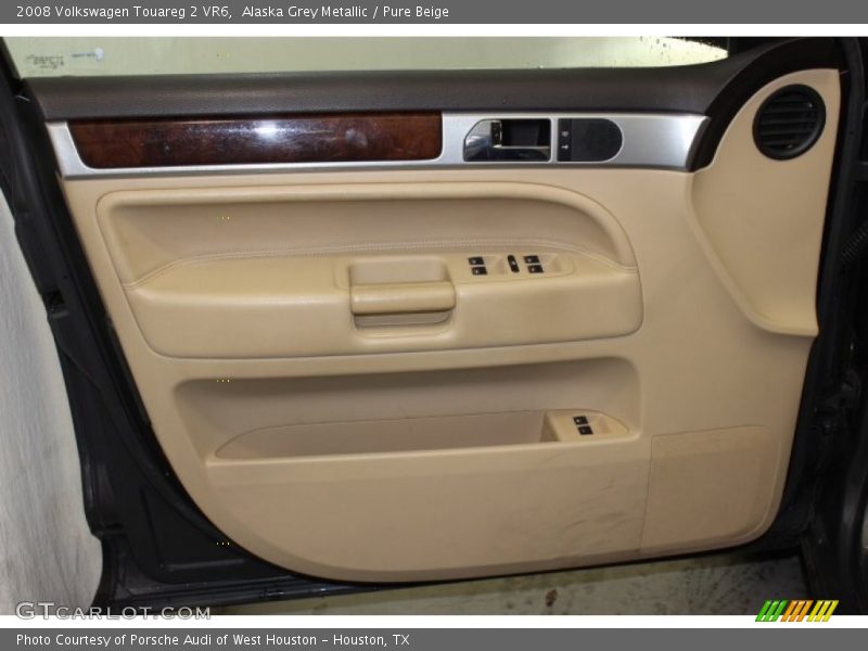 Alaska Grey Metallic / Pure Beige 2008 Volkswagen Touareg 2 VR6