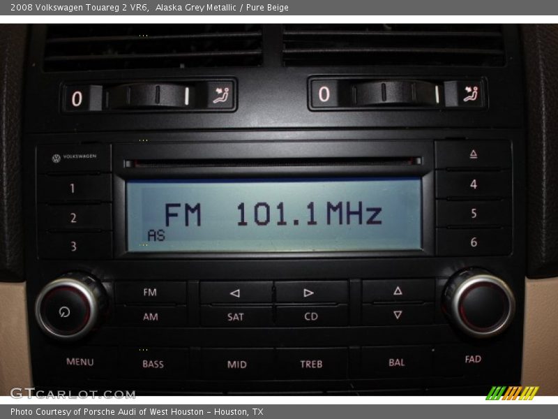 Alaska Grey Metallic / Pure Beige 2008 Volkswagen Touareg 2 VR6