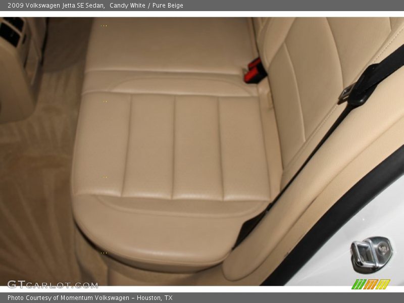 Candy White / Pure Beige 2009 Volkswagen Jetta SE Sedan