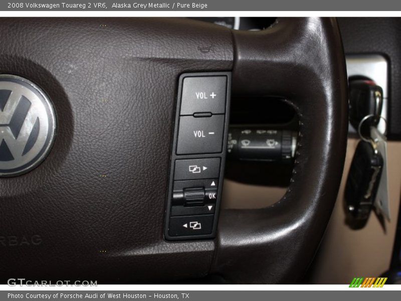 Alaska Grey Metallic / Pure Beige 2008 Volkswagen Touareg 2 VR6