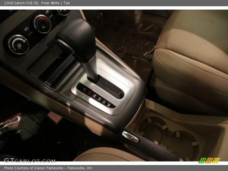 Polar White / Tan 2008 Saturn VUE XE