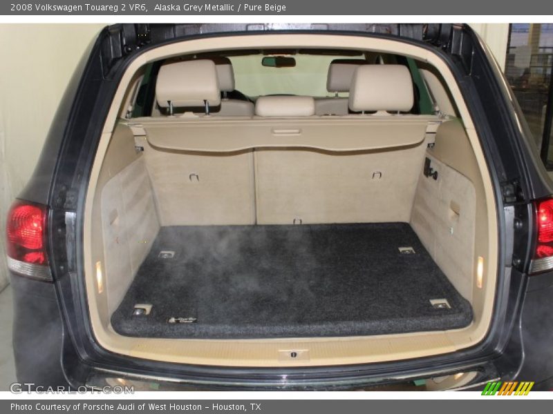 Alaska Grey Metallic / Pure Beige 2008 Volkswagen Touareg 2 VR6