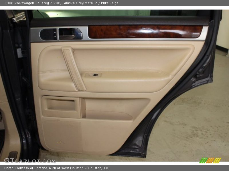 Alaska Grey Metallic / Pure Beige 2008 Volkswagen Touareg 2 VR6