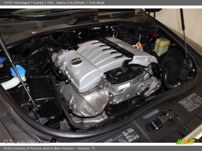 Alaska Grey Metallic / Pure Beige 2008 Volkswagen Touareg 2 VR6