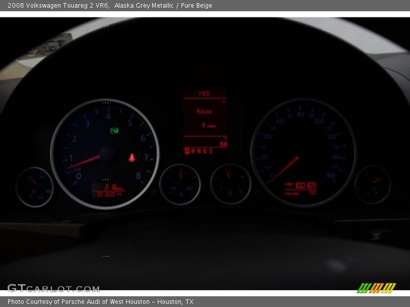 Alaska Grey Metallic / Pure Beige 2008 Volkswagen Touareg 2 VR6