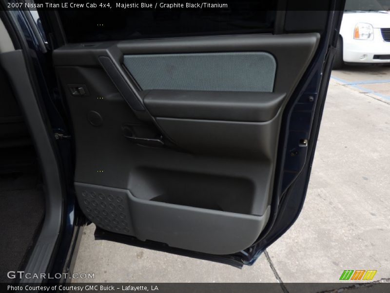 Majestic Blue / Graphite Black/Titanium 2007 Nissan Titan LE Crew Cab 4x4