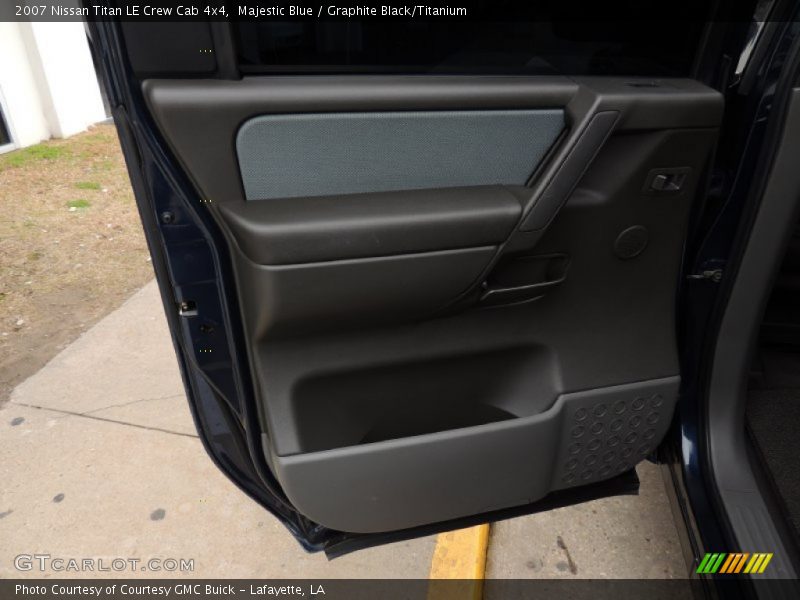 Majestic Blue / Graphite Black/Titanium 2007 Nissan Titan LE Crew Cab 4x4