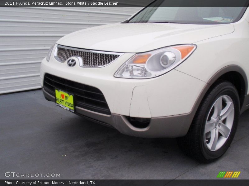 Stone White / Saddle Leather 2011 Hyundai Veracruz Limited