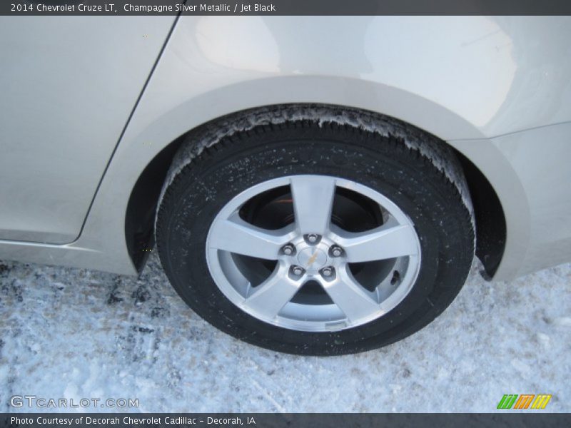 Champagne Silver Metallic / Jet Black 2014 Chevrolet Cruze LT
