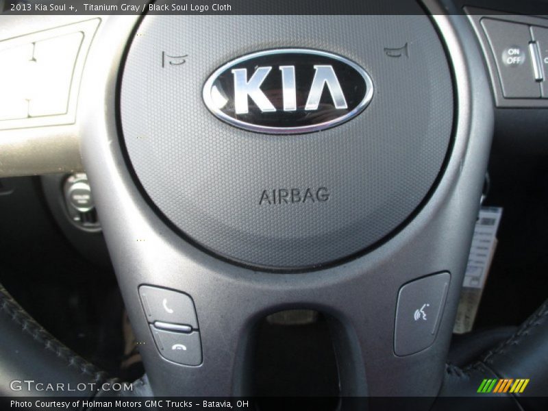 Titanium Gray / Black Soul Logo Cloth 2013 Kia Soul +