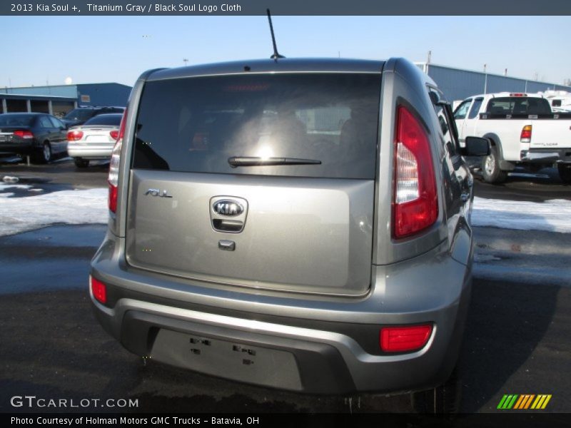 Titanium Gray / Black Soul Logo Cloth 2013 Kia Soul +