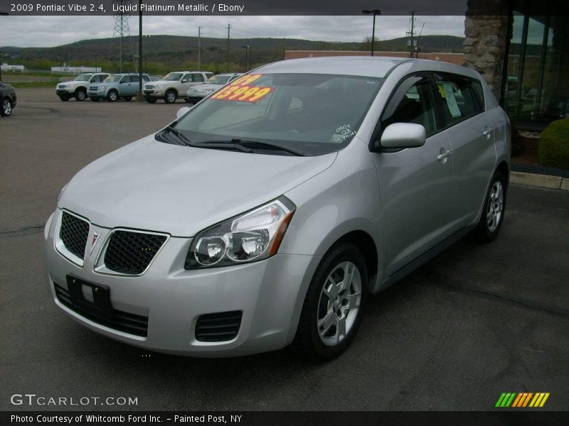 Liquid Platinum Metallic / Ebony 2009 Pontiac Vibe 2.4