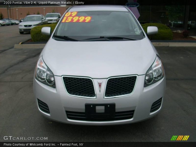 Liquid Platinum Metallic / Ebony 2009 Pontiac Vibe 2.4