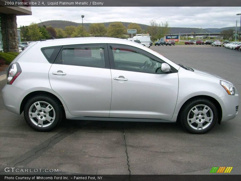 Liquid Platinum Metallic / Ebony 2009 Pontiac Vibe 2.4
