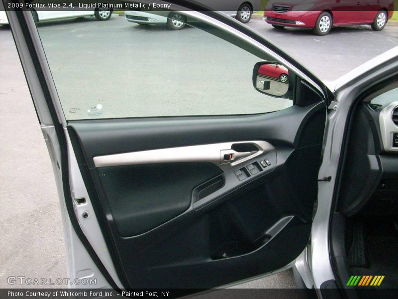 Liquid Platinum Metallic / Ebony 2009 Pontiac Vibe 2.4