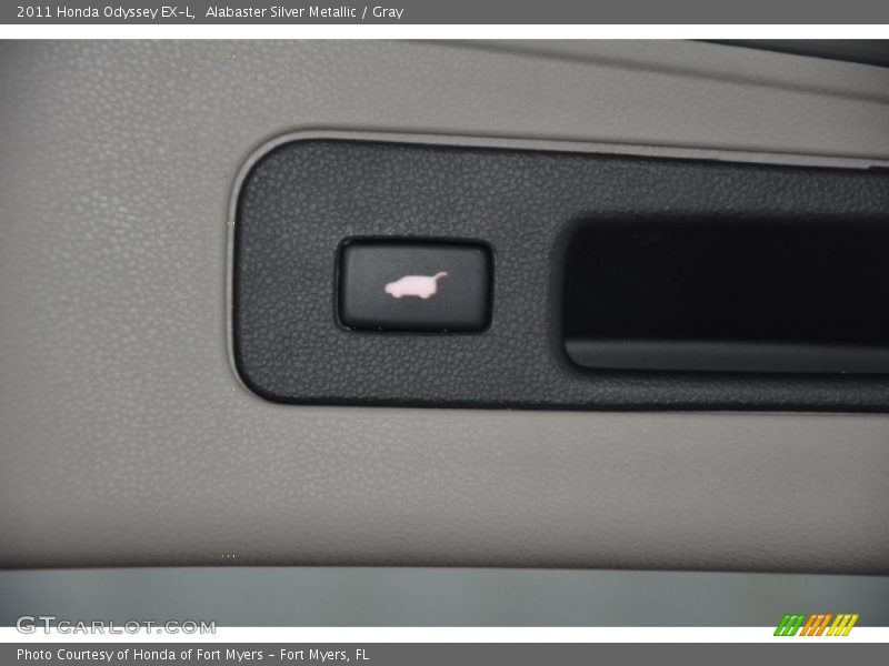 Alabaster Silver Metallic / Gray 2011 Honda Odyssey EX-L
