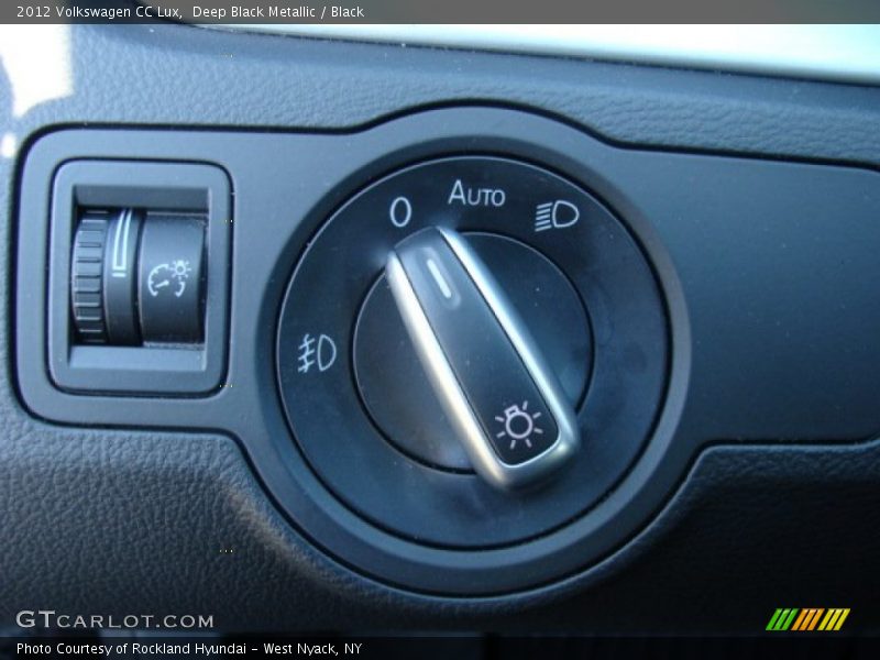 Deep Black Metallic / Black 2012 Volkswagen CC Lux