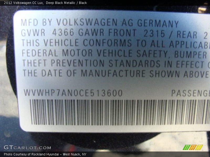 Deep Black Metallic / Black 2012 Volkswagen CC Lux