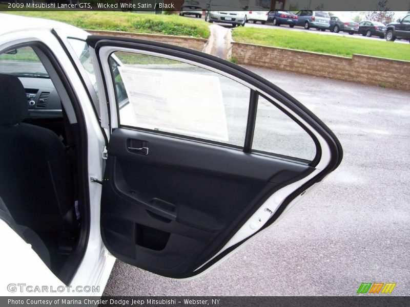 Wicked White Satin / Black 2009 Mitsubishi Lancer GTS