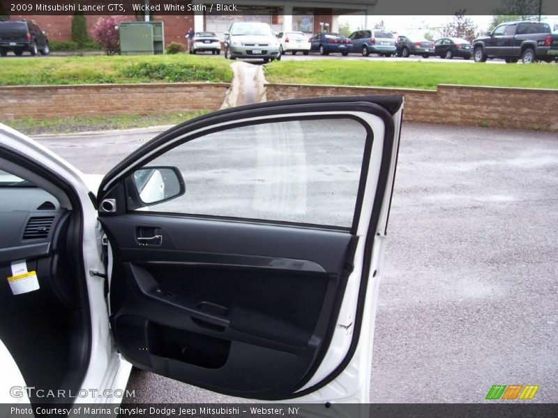 Wicked White Satin / Black 2009 Mitsubishi Lancer GTS