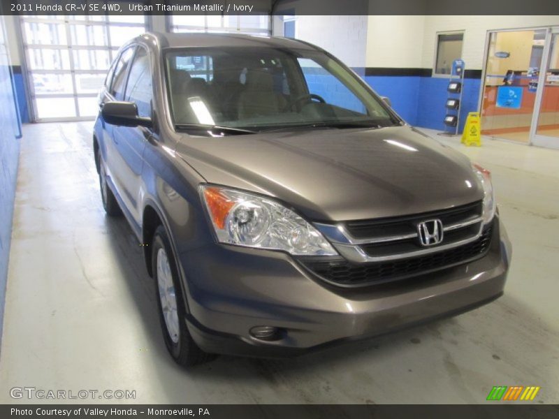 Urban Titanium Metallic / Ivory 2011 Honda CR-V SE 4WD