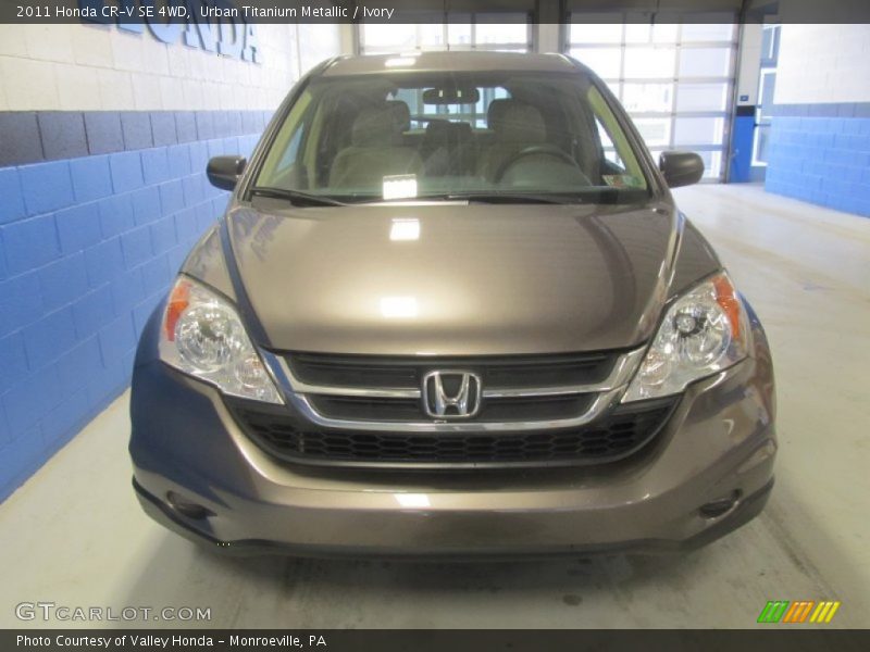 Urban Titanium Metallic / Ivory 2011 Honda CR-V SE 4WD