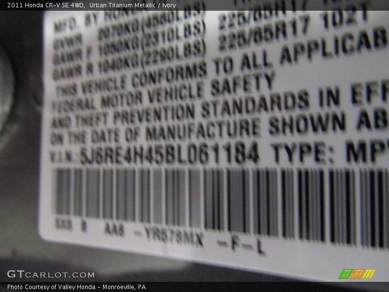 Urban Titanium Metallic / Ivory 2011 Honda CR-V SE 4WD
