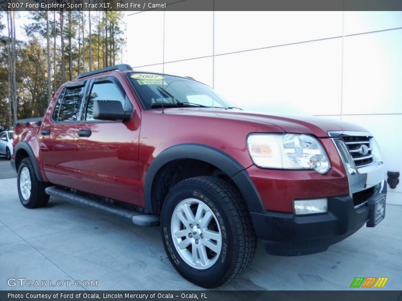 Front 3/4 View of 2007 Explorer Sport Trac XLT