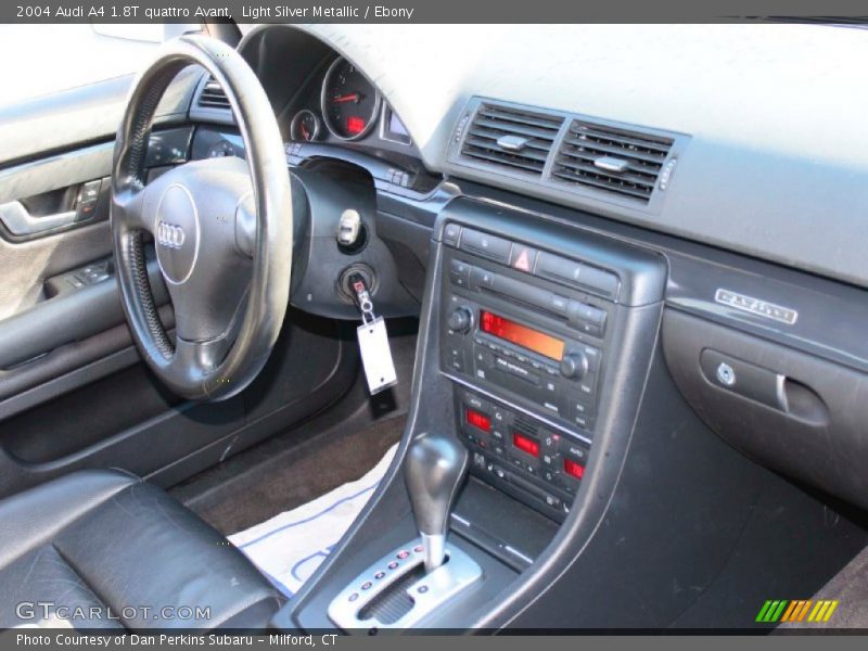 Light Silver Metallic / Ebony 2004 Audi A4 1.8T quattro Avant
