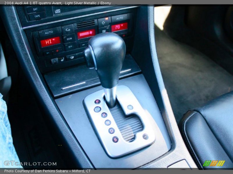 Light Silver Metallic / Ebony 2004 Audi A4 1.8T quattro Avant