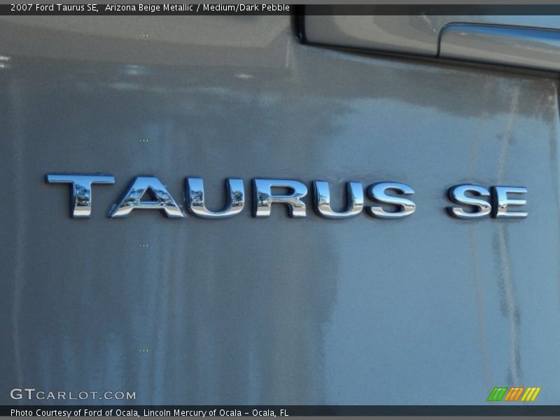 Arizona Beige Metallic / Medium/Dark Pebble 2007 Ford Taurus SE