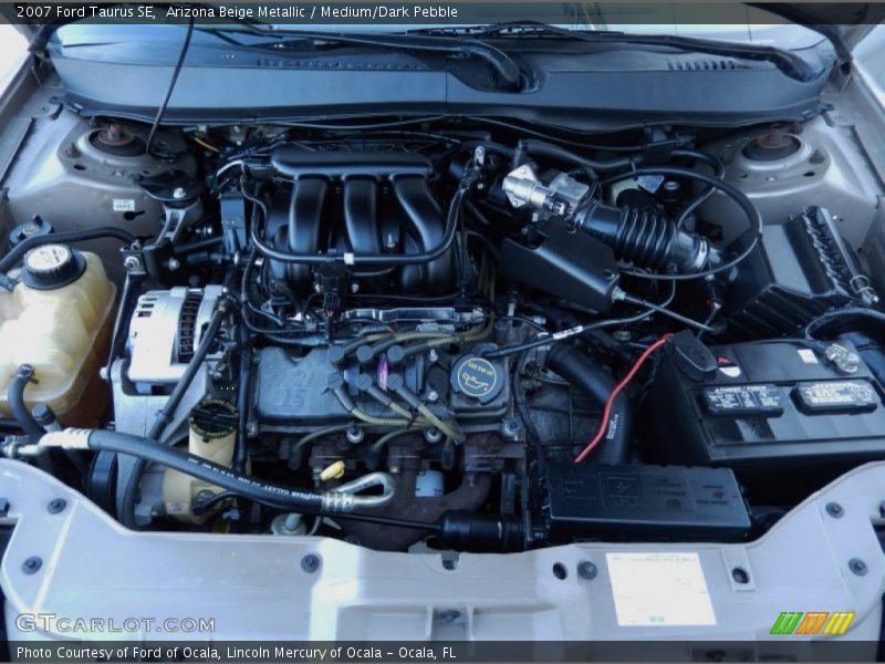 Arizona Beige Metallic / Medium/Dark Pebble 2007 Ford Taurus SE