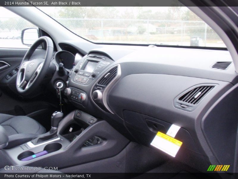 Ash Black / Black 2014 Hyundai Tucson SE