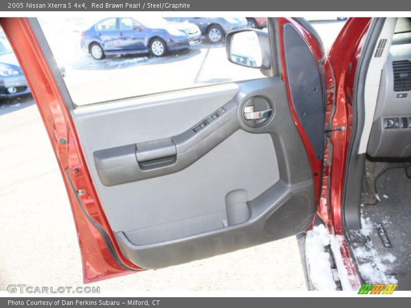 Red Brawn Pearl / Steel/Graphite 2005 Nissan Xterra S 4x4