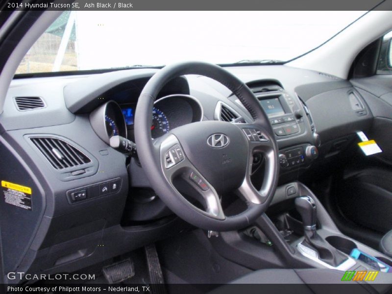 Ash Black / Black 2014 Hyundai Tucson SE