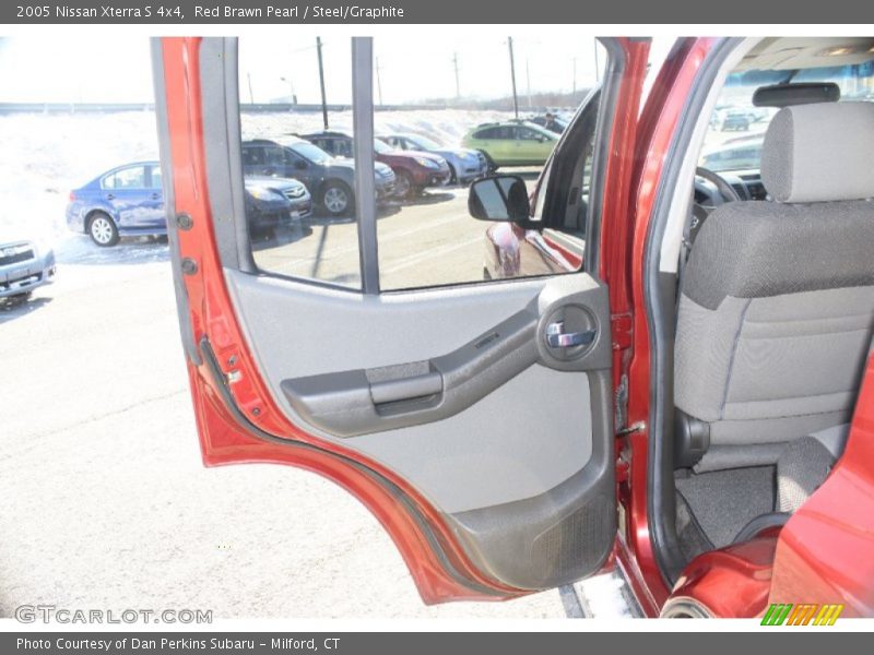 Red Brawn Pearl / Steel/Graphite 2005 Nissan Xterra S 4x4