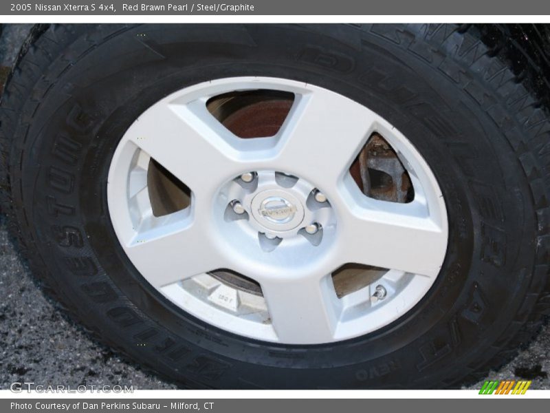 Red Brawn Pearl / Steel/Graphite 2005 Nissan Xterra S 4x4