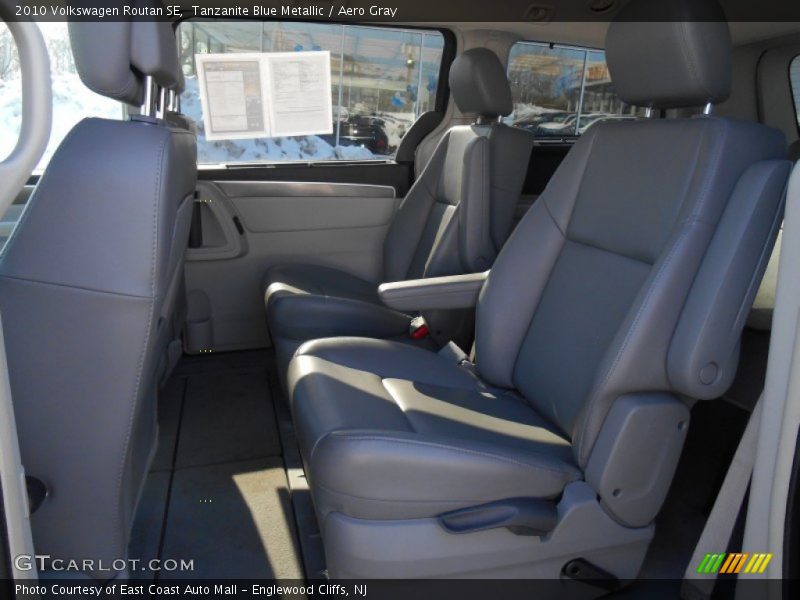 Tanzanite Blue Metallic / Aero Gray 2010 Volkswagen Routan SE