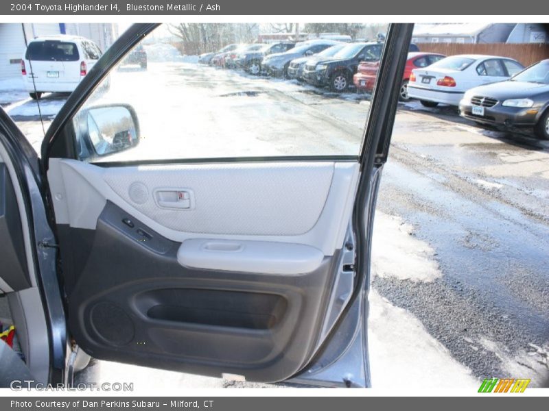 Bluestone Metallic / Ash 2004 Toyota Highlander I4