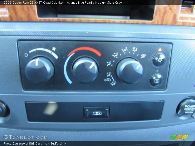 Atlantic Blue Pearl / Medium Slate Gray 2006 Dodge Ram 2500 ST Quad Cab 4x4