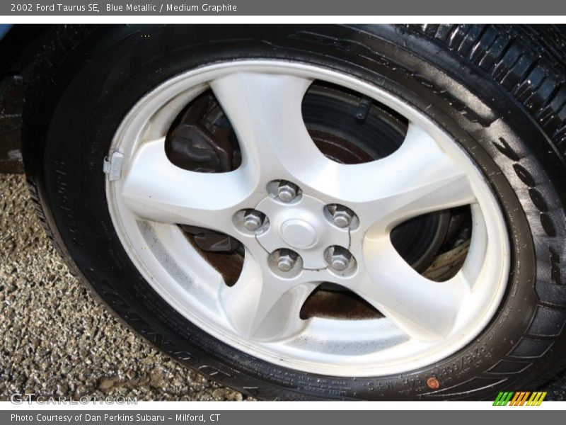Blue Metallic / Medium Graphite 2002 Ford Taurus SE