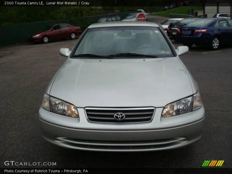 Lunar Mist Metallic / Gray 2000 Toyota Camry LE
