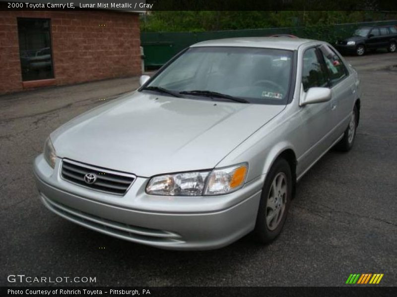 Lunar Mist Metallic / Gray 2000 Toyota Camry LE