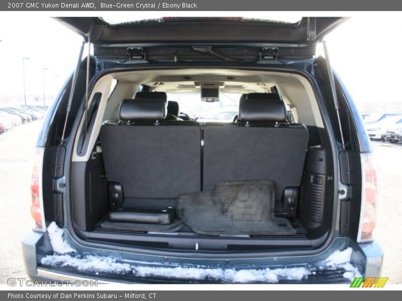 Blue-Green Crystal / Ebony Black 2007 GMC Yukon Denali AWD